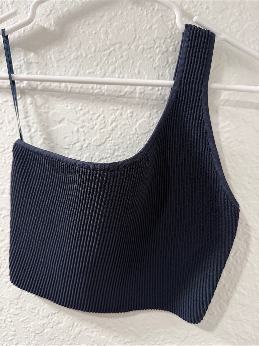BABATON Ribbed One-Shoulder Crop Top in Navy Blue Size Medium
